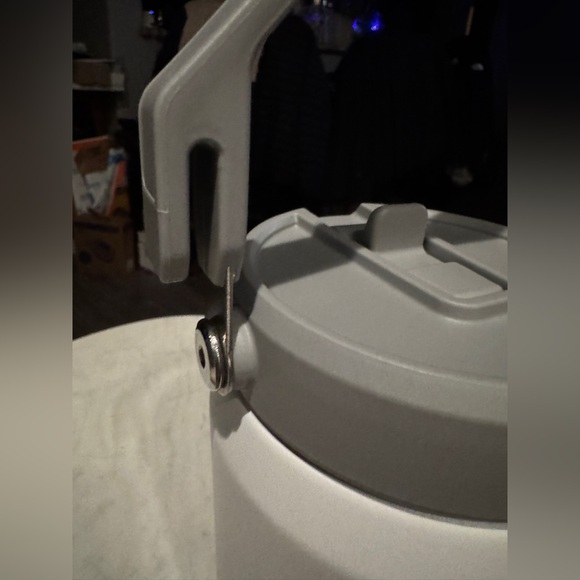 Stanley white multicolor ice flow 40oz basic tumbler - Picture 6 of 9